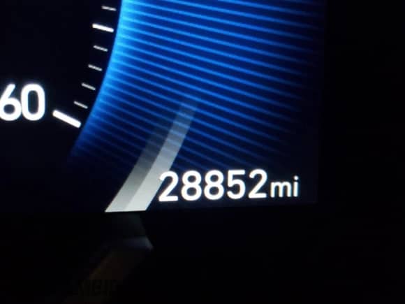 2019 Hyundai Santa Fe Ultimate with VIN 5NMS5CAA4KH118025, listed as a Copart auction lot 63428112 with 28,852 mi miles and . Bid and sale history available at DreamBid. Image 8.