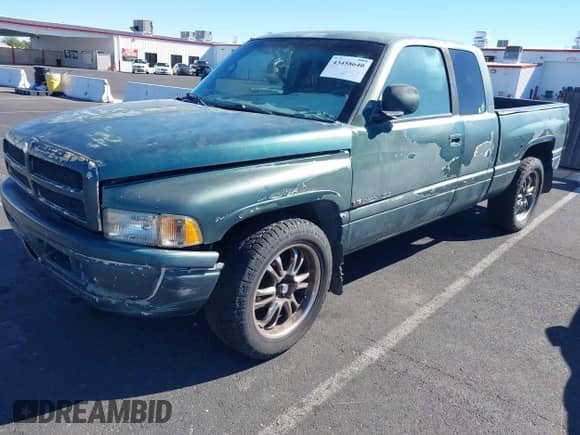 1999 Dodge 1500 с VIN 3B7HC13Y1XG165062, выставлен на аукционе IAAI как лот 43458640 с пробегом 179 329 миль миль и . История ставок и продаж доступна на DreamBid. Изображение 12.
