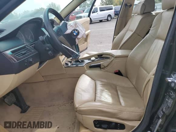 2004 BMW 5 Series 545i с VIN WBANB33524B113092, выставлен на аукционе Copart как лот 85188145 с пробегом 161 443 миль миль и Списание • Salvage title. История ставок и продаж доступна на DreamBid. Изображение 7.