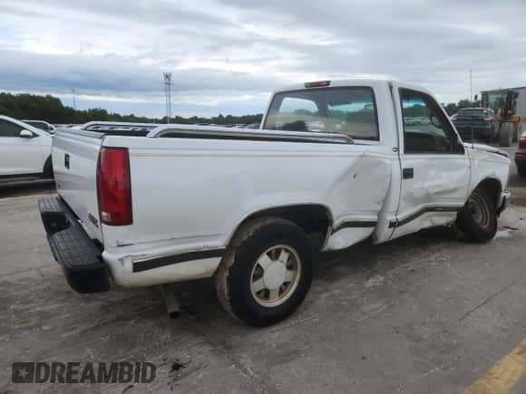 1998 GMC Sierra 1500 z VIN 1GTEC14W8WZ549323, wystawiony jako Copart lot #62981455 z przebiegiem 189 237 mil mil oraz Szkoda całkowita • Salvage title. Historia ofert i sprzedaży dostępna na DreamBid. Obrazek 3.