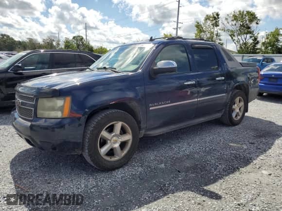2011 Chevrolet Avalanche LTZ с VIN 3GNTKGE3XBG162064, выставлен на аукционе Copart как лот 68017935 с пробегом 286 729 миль миль и Списание • Salvage title. История ставок и продаж доступна на DreamBid. Изображение 1.