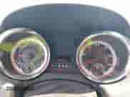 2018 Dodge Grand Caravan SE z VIN 2C4RDGBG3JR304526, wystawiony jako IAAI lot #42605129 z przebiegiem 139 660 mil mil oraz . Historia ofert i sprzedaży dostępna na DreamBid. Obrazek 7.