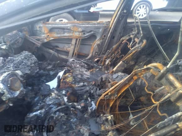 2012 Honda Accord EX z VIN 1HGCP2E71CA031364, wystawiony jako IAAI lot #32371079 z przebiegiem 90 558 mil mil oraz . Historia ofert i sprzedaży dostępna na DreamBid. Obrazek 5.