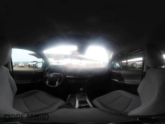 2019 Toyota Tacoma SR с VIN 3TMCZ5AN9KM200322, выставлен на аукционе IAAI как лот 43412778 с пробегом 43 008 миль миль и . История ставок и продаж доступна на DreamBid. Изображение 19.