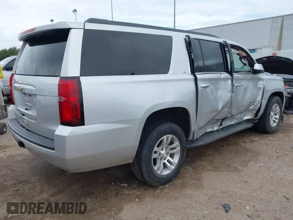 2019 Chevrolet Suburban LT с VIN 1GNSKHKC9KR369051, выставлен на аукционе IAAI как лот 42596877 с пробегом 41 122 миль миль и . История ставок и продаж доступна на DreamBid. Изображение 4.