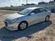 2011 Hyundai Sonata Hybrid with VIN KMHEC4A40BA004225, listed as a Copart auction lot 90492665 with 135,022 mi miles and Clean title. Bid and sale history available at DreamBid. Image 1.