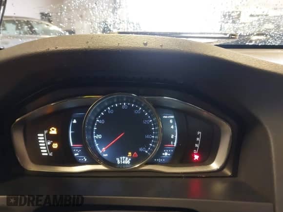 2016 Volvo S60 T5 Drive-E Premier z VIN YV126MFK7G2409287, wystawiony jako IAAI lot #42359026 z przebiegiem 51 495 mil mil oraz . Historia ofert i sprzedaży dostępna na DreamBid. Obrazek 7.
