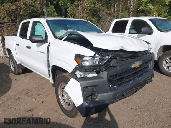 2024 Chevrolet Colorado 2WD Work Truck with VIN 1GCGSBEC5R1112467, listed as a IAAI auction lot 43274647 with 7,882 mi miles and . Bid and sale history available at DreamBid. Image 17.