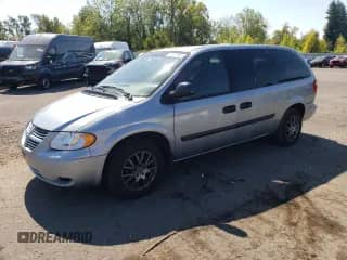 2005 Dodge Caravan SE with VIN 1D4GP24R05B119440, listed as a Copart auction lot 70801585 with 162,198 mi miles and Salvage title. Bid and sale history available at DreamBid. Image 1.