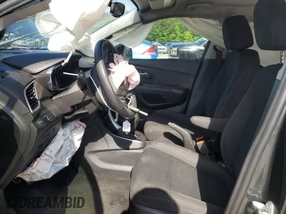 2019 Chevrolet Trax LS with VIN 3GNCJKSB3KL287447, listed as a Copart auction lot 55513865 with 138,153 mi miles and Salvage title. Bid and sale history available at DreamBid. Image 7.