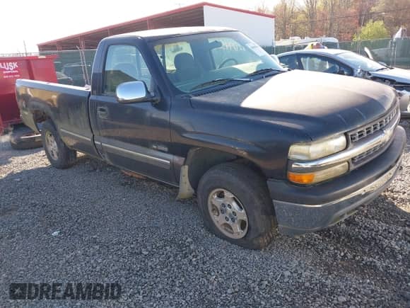 1999 Chevrolet Silverado 1500 LT with VIN 1GCEK14T8XE115517, listed as a IAAI auction lot 42094504 with 183,583 mi miles and . Bid and sale history available at DreamBid. Image 1.