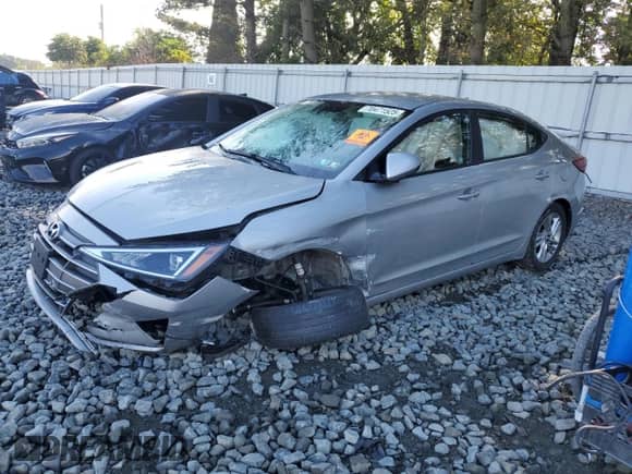 2020 Hyundai Elantra SEL with VIN 5NPD84LF4LH626787, listed as a Copart auction lot 70471525 with 81,566 mi miles and Salvage title. Bid and sale history available at DreamBid. Image 1.