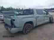 2024 Toyota Tundra SR5 с VIN 5TFLA5DB6RX182522, выставлен на аукционе IAAI как лот 43048617 с пробегом 17 236 миль миль и . История ставок и продаж доступна на DreamBid. Изображение 4.