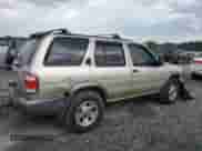 2001 Nissan Pathfinder LE with VIN JN8DR09X71W575030, listed as a Copart auction lot 81109555 with 314,911 mi miles and Salvage title. Bid and sale history available at DreamBid. Image 3.