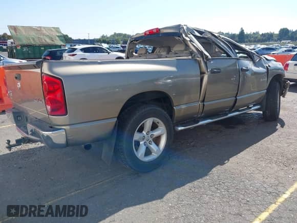 2008 Dodge 1500 SLT with VIN 1D7HU18N28J150247, listed as a IAAI auction lot 43269037 with 136,903 mi miles and . Bid and sale history available at DreamBid. Image 4.
