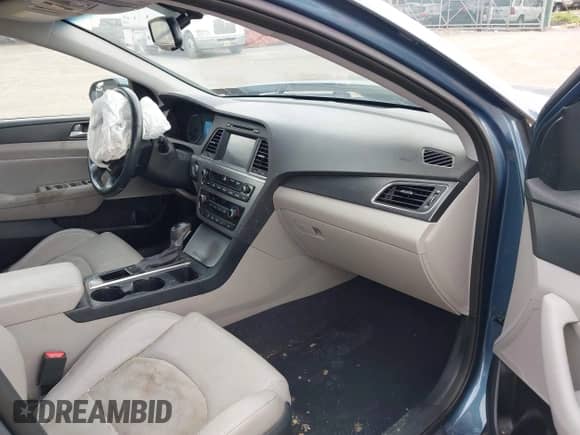 2016 Hyundai Sonata Limited с VIN 5NPE34AF3GH433056, выставлен на аукционе IAAI как лот 42970721 с пробегом 80 082 миль миль и . История ставок и продаж доступна на DreamBid. Изображение 5.