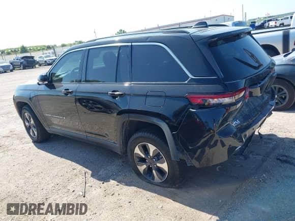 2022 Jeep Grand Cherokee с VIN 1C4RJYB67N8718013, выставлен на аукционе IAAI как лот 42725067 с пробегом 24 230 миль миль и . История ставок и продаж доступна на DreamBid. Изображение 14.