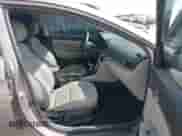 2020 Hyundai Elantra SEL с VIN KMHD84LF4LU063399, выставлен на аукционе IAAI как лот 43108009 с пробегом 49 432 миль миль и . История ставок и продаж доступна на DreamBid. Изображение 5.