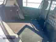 2018 Chevrolet Sonic LT z VIN 1G1JG6SH9J4110845, wystawiony jako Copart lot #82162555 z przebiegiem 137 730 mil mil oraz Czysty tytuł • Clean title. Historia ofert i sprzedaży dostępna na DreamBid. Obrazek 6.