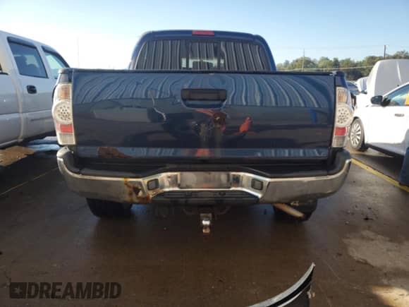 2006 Toyota Tacoma с VIN 5TELU42N86Z280325, выставлен на аукционе Copart как лот 85698185 с пробегом 301 795 миль миль и Списание • Salvage title. История ставок и продаж доступна на DreamBid. Изображение 6.