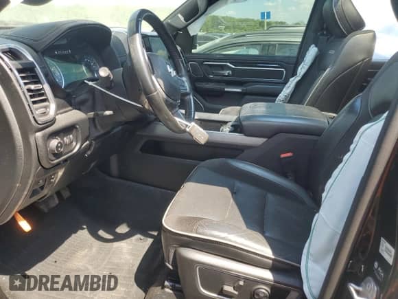 2021 Ram 1500 Laramie z VIN 1C6SRFRT7MN778438, wystawiony jako Copart lot #56532835 z przebiegiem 35 608 mil mil oraz Szkoda całkowita • Salvage title. Historia ofert i sprzedaży dostępna na DreamBid. Obrazek 7.