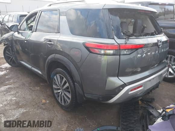 2022 Nissan Pathfinder Platinum с VIN 5N1DR3DH9NC272928, выставлен на аукционе IAAI как лот 41082164 с пробегом Не указан миль и . История ставок и продаж доступна на DreamBid. Изображение 3.