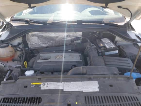 2017 Volkswagen Tiguan S с VIN WVGBV7AX2HK048898, выставлен на аукционе IAAI как лот 42411760 с пробегом 72 578 миль миль и . История ставок и продаж доступна на DreamBid. Изображение 10.