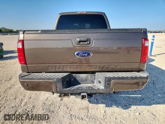2015 Ford F-250 Lariat с VIN 1FT7W2BT5FEC70093, выставлен на аукционе Copart как лот 71149215 с пробегом 128 637 миль миль и Списание • Salvage title. История ставок и продаж доступна на DreamBid. Изображение 6.