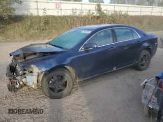 2010 Chevrolet Malibu 1LT z VIN 1G1ZC5E03AF185530, wystawiony jako Copart lot #84645965 z przebiegiem 25 916 mil mil oraz Szkoda całkowita • Salvage title. Historia ofert i sprzedaży dostępna na DreamBid. Obrazek 1.