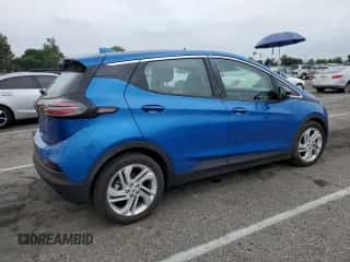 2023 Chevrolet Bolt EV 1LT z VIN 1G1FW6S07P4111164, wystawiony jako Copart lot #55976743 z przebiegiem 4 937 mil mil oraz . Historia ofert i sprzedaży dostępna na DreamBid. Obrazek 3.