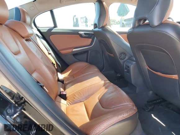 2012 Volvo S60 T5 с VIN YV1622FS6C2112328, выставлен на аукционе Copart как лот 85162565 с пробегом 87 334 миль миль и Списание • Salvage title. История ставок и продаж доступна на DreamBid. Изображение 10.