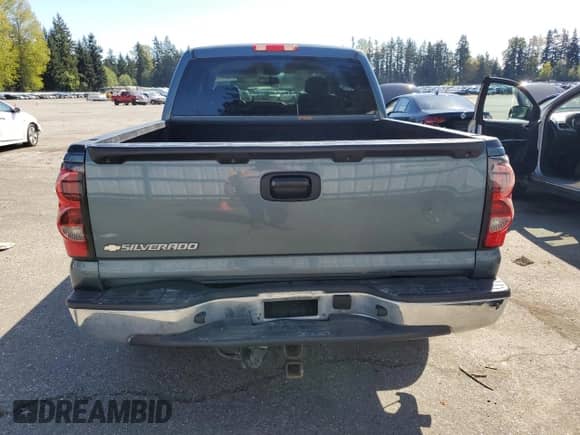 2006 Chevrolet Silverado 1500 LT3 z VIN 2GCEK13T661161686, wystawiony jako Copart lot #54021735 z przebiegiem 70 169 mil mil oraz Szkoda całkowita • Salvage title. Historia ofert i sprzedaży dostępna na DreamBid. Obrazek 6.