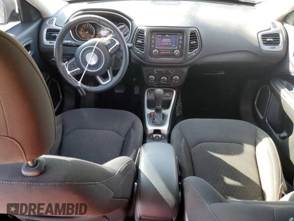 2017 Jeep Compass Sport with VIN 3C4NJCAB8HT652321, listed as a Copart auction lot 84948495 with 135,491 mi miles and Clean title. Bid and sale history available at DreamBid. Image 8.