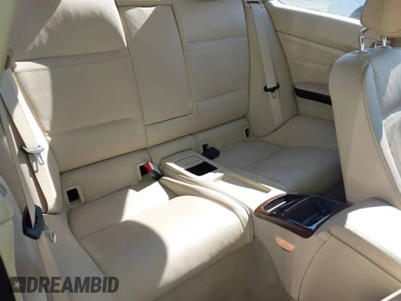 2011 BMW 3 Series 328i с VIN WBAKE3C50BE559098, выставлен на аукционе IAAI как лот 43069941 с пробегом 132 361 миль миль и . История ставок и продаж доступна на DreamBid. Изображение 8.