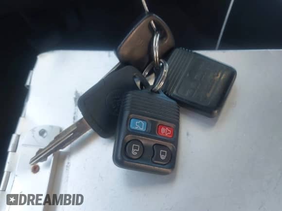 2000 Ford Mustang with VIN 1FAFP444XYF248863, listed as a IAAI auction lot 43485043 with 211,722 mi miles and . Bid and sale history available at DreamBid. Image 11.