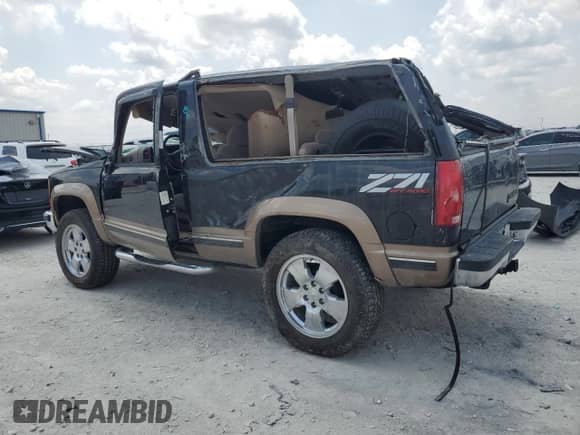 1999 Chevrolet Tahoe с VIN 3GNEK18R0XG106650, выставлен на аукционе Copart как лот 63455944 с пробегом 158 146 миль миль и На запчасти • Non repairable. История ставок и продаж доступна на DreamBid. Изображение 2.