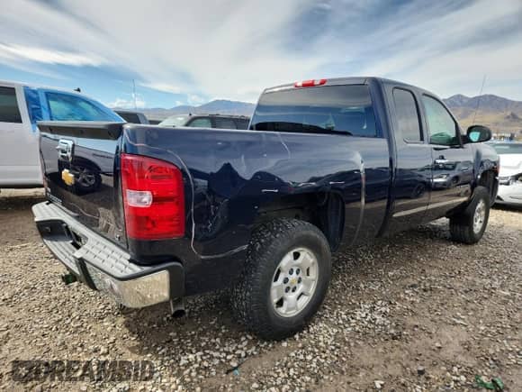 2012 Chevrolet Silverado 1500 LT z VIN 1GCRKSE70CZ139337, wystawiony jako Copart lot #82478555 z przebiegiem 132 301 mil mil oraz Szkoda całkowita • Salvage title. Historia ofert i sprzedaży dostępna na DreamBid. Obrazek 3.