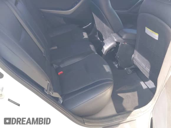 2016 Hyundai Elantra SE with VIN 5NPDH4AE6GH655529, listed as a IAAI auction lot 42594653 with 88,227 mi miles and . Bid and sale history available at DreamBid. Image 8.