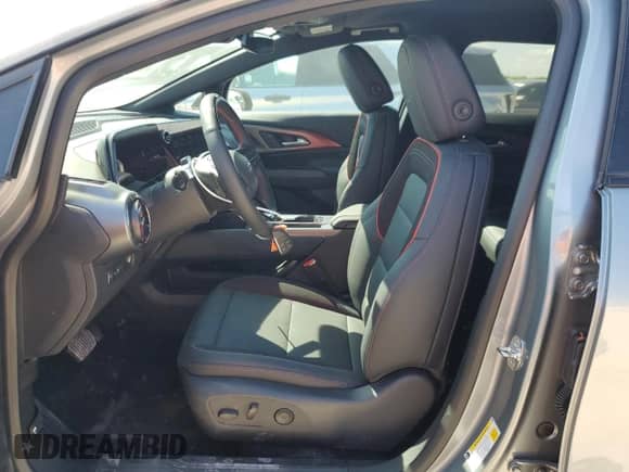 2024 Chevrolet Equinox EV RS с VIN 3GN7DNRP2RS237974, выставлен на аукционе Copart как лот 71756094 с пробегом 2 024 миль миль и Списание • Salvage title. История ставок и продаж доступна на DreamBid. Изображение 7.