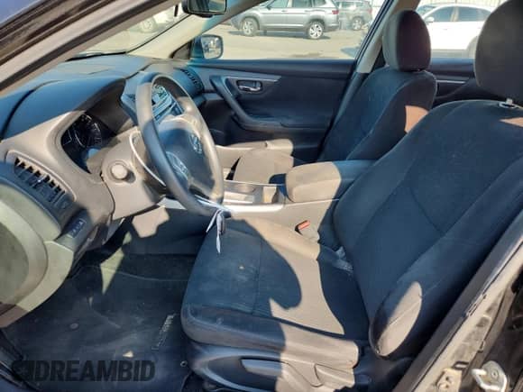 2015 Nissan Altima SV z VIN 1N4AL3AP8FC123311, wystawiony jako Copart lot #70855825 z przebiegiem 147 284 mil mil oraz Szkoda całkowita • Salvage title. Historia ofert i sprzedaży dostępna na DreamBid. Obrazek 7.