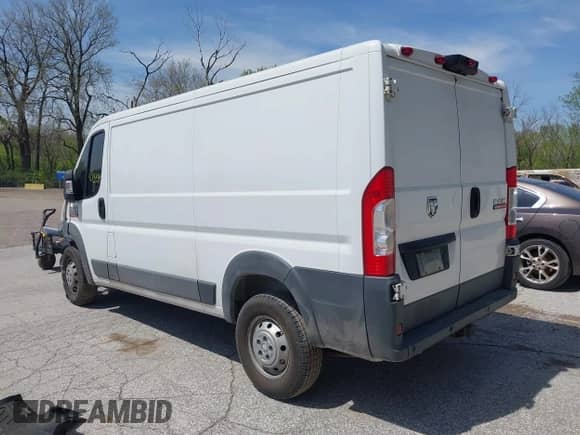 2015 Ram ProMaster Cargo с VIN 3C6TRVAGXFE507734, выставлен на аукционе IAAI как лот 42104593 с пробегом 174 035 миль миль и . История ставок и продаж доступна на DreamBid. Изображение 3.