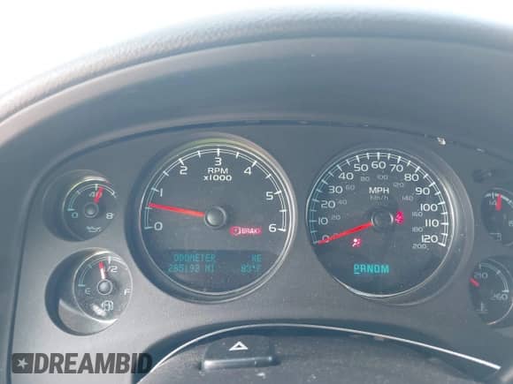 2012 Chevrolet Suburban LT с VIN 1GNSKJE70CR214816, выставлен на аукционе IAAI как лот 42709881 с пробегом 285 193 миль миль и . История ставок и продаж доступна на DreamBid. Изображение 7.