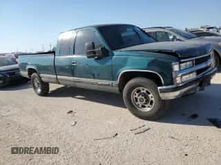 1996 Chevrolet Silverado 2500 с VIN 1GCGC29R9TE185336, выставлен на аукционе Copart как лот 71776394 с пробегом 279 034 миль миль и Списание • Salvage title. История ставок и продаж доступна на DreamBid. Изображение 4.