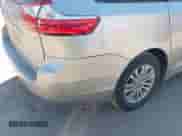 2017 Toyota Sienna XLE Auto Access Seat with VIN 5TDYZ3DC5HS839486, listed as a IAAI auction lot 43420580 with 127,615 mi miles and . Bid and sale history available at DreamBid. Image 18.