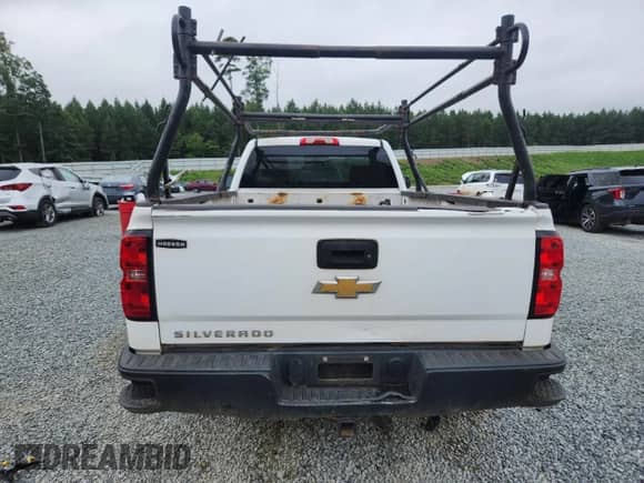 2014 Chevrolet Silverado 1500 Work Truck z VIN 1GCNCPEC5EZ294331, wystawiony jako Copart lot #65735725 z przebiegiem 416 808 mil mil oraz Czysty tytuł • Clean title. Historia ofert i sprzedaży dostępna na DreamBid. Obrazek 6.