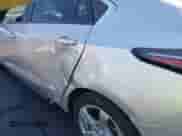 2017 Chevrolet Volt LT z VIN 1G1RC6S59HU212998, wystawiony jako IAAI lot #43341103 z przebiegiem 138 452 mil mil oraz . Historia ofert i sprzedaży dostępna na DreamBid. Obrazek 12.