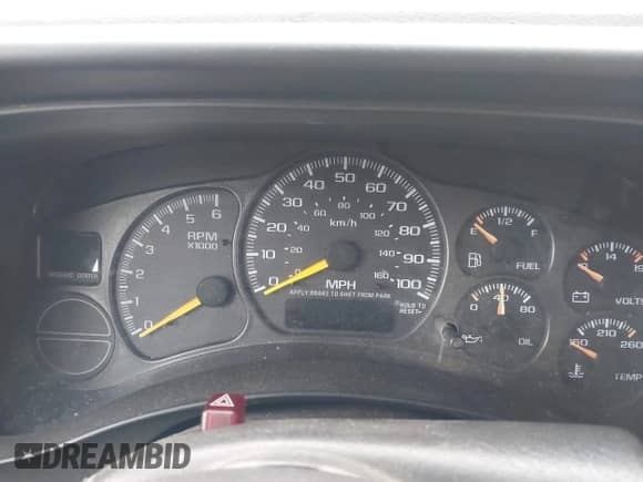 2000 Chevrolet Suburban LT with VIN 3GNFK16T2YG218578, listed as a IAAI auction lot 42190277 with Not provided miles and . Bid and sale history available at DreamBid. Image 7.
