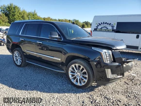 2020 Cadillac Escalade Luxury with VIN 1GYS4BKJ6LR146458, listed as a Copart auction lot 85537185 with 89,742 mi miles and Salvage title. Bid and sale history available at DreamBid. Image 4.