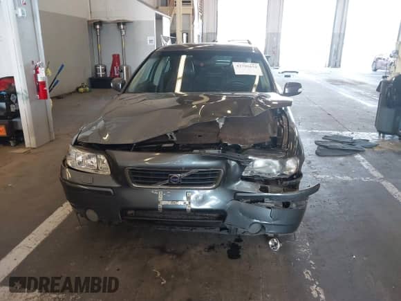 2008 Volvo S60 2.5T с VIN YV1RS592982670370, выставлен на аукционе IAAI как лот 42795634 с пробегом Не указан миль и . История ставок и продаж доступна на DreamBid. Изображение 12.