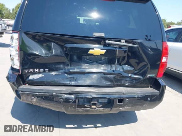 2012 Chevrolet Tahoe LT с VIN 1GNSCBE08CR253420, выставлен на аукционе IAAI как лот 43188156 с пробегом 191 340 миль миль и . История ставок и продаж доступна на DreamBid. Изображение 6.